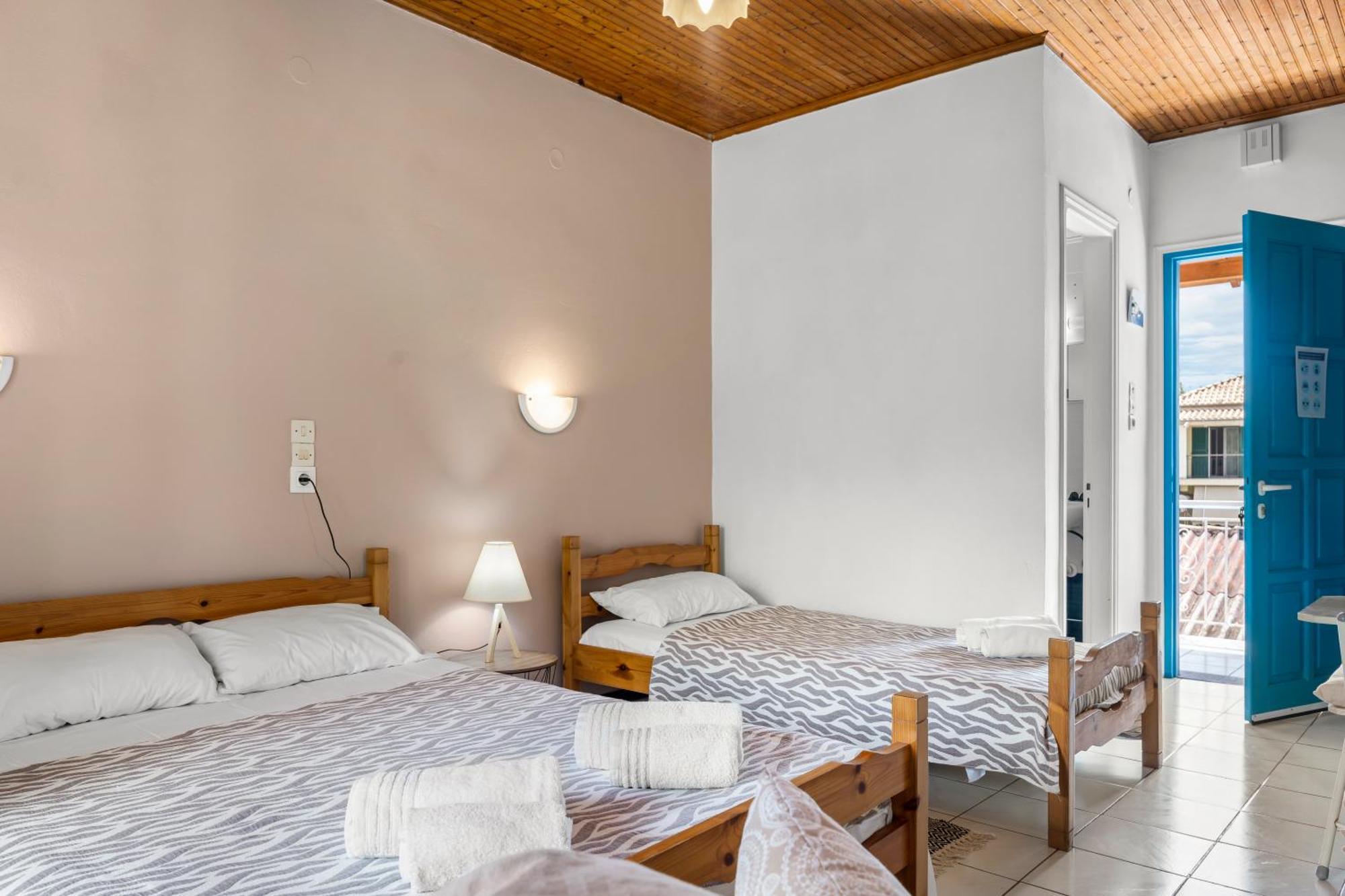 Oceanis Rooms มิกรอส ยาลอส ภายนอก รูปภาพ
